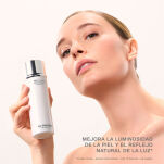 La Prairie White Caviar Light Infusion Essence 150ml - 5